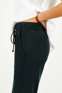 Bella Dahl BD Pocket Jogger in Endless Sea