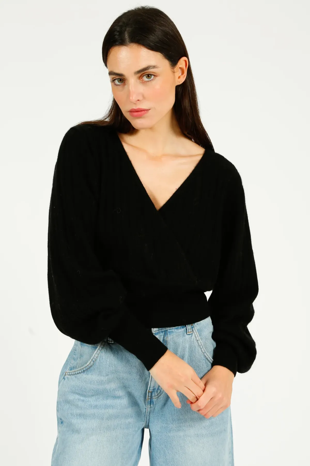 Colorush C-RUSH Kim Cross Over V in Black