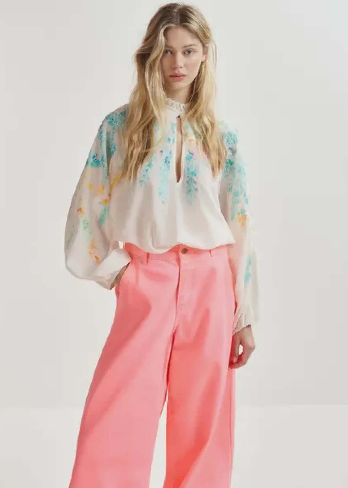 Essentiel Antwerp EA Hitrus Appliqued Top in Off White