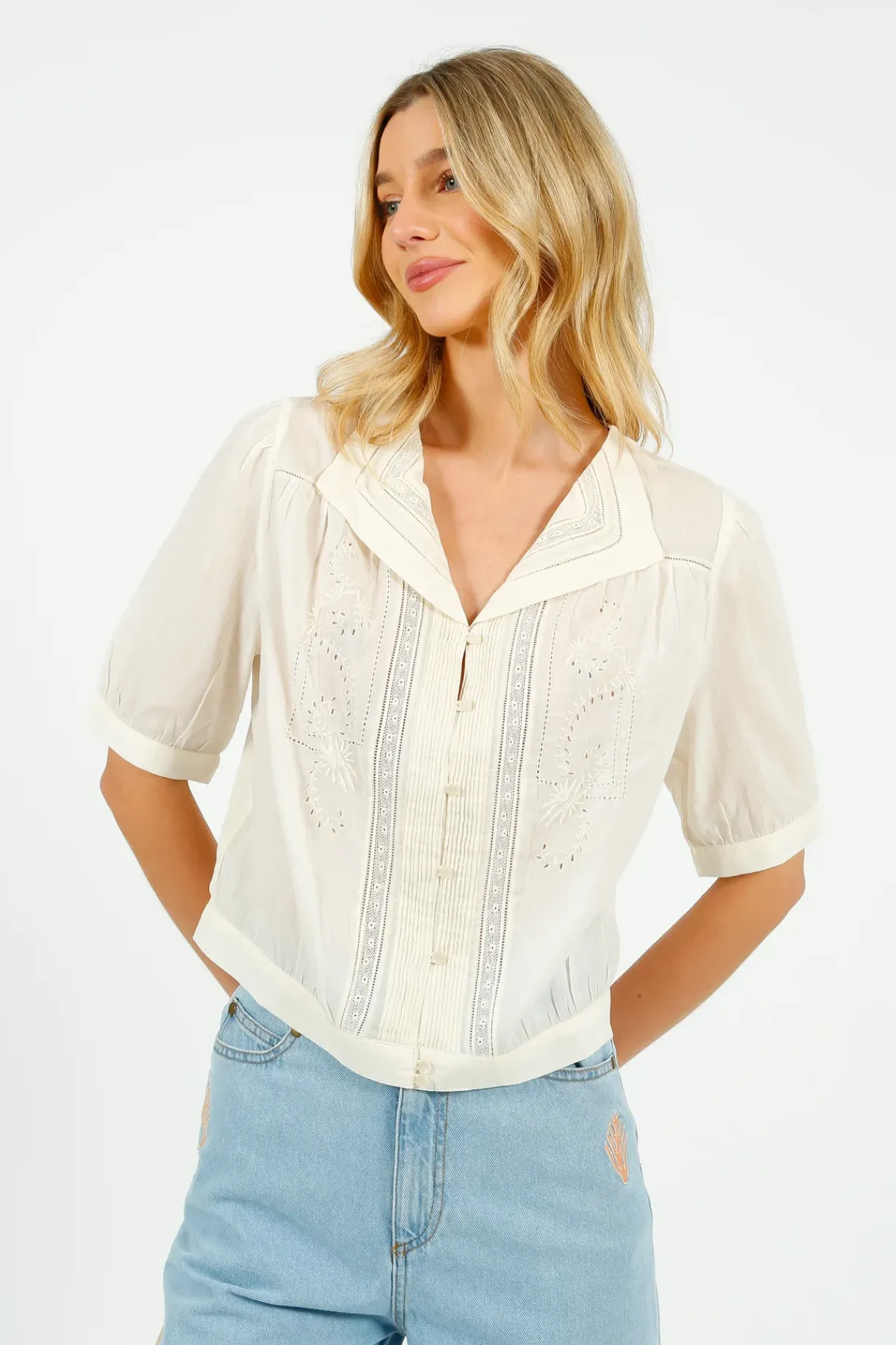 Emile u0026 Ida Eu0026I Brunelle Blouse in Ecru