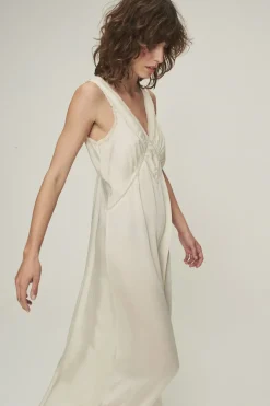 Faune Primrose Dress in Oyster