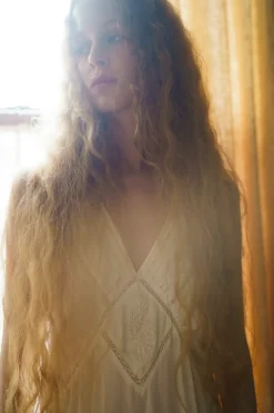 Faune Primrose Dress in Oyster