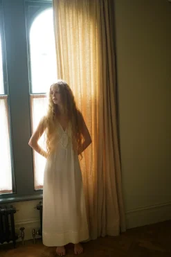 Faune Primrose Dress in Oyster