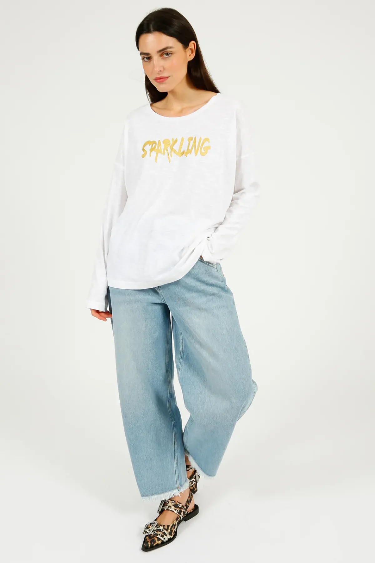 FWP By Rae FWP Sparkling Sweatshirt in White, Gold