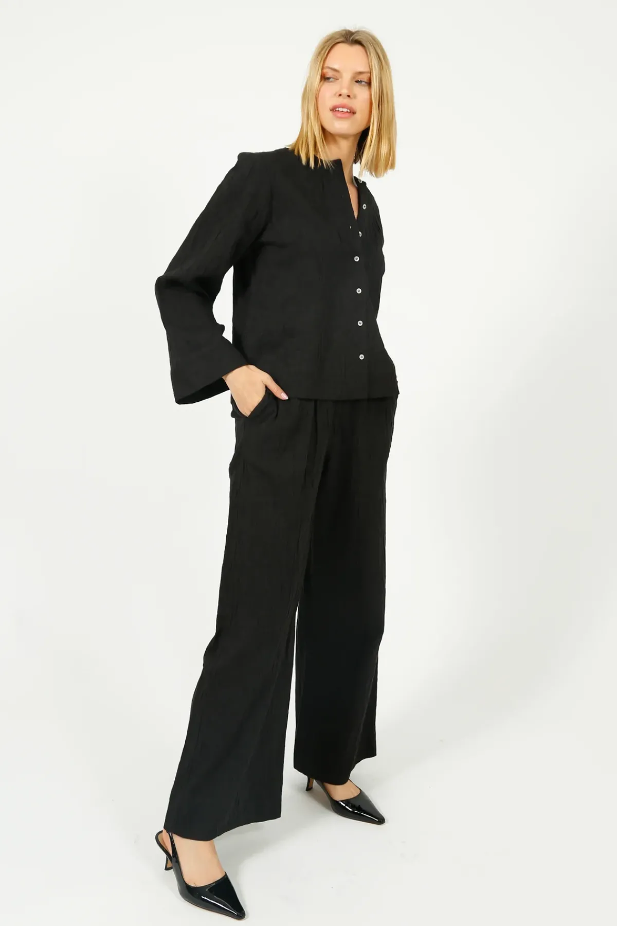 Selected Femme SLF Coria LS shirt in Black