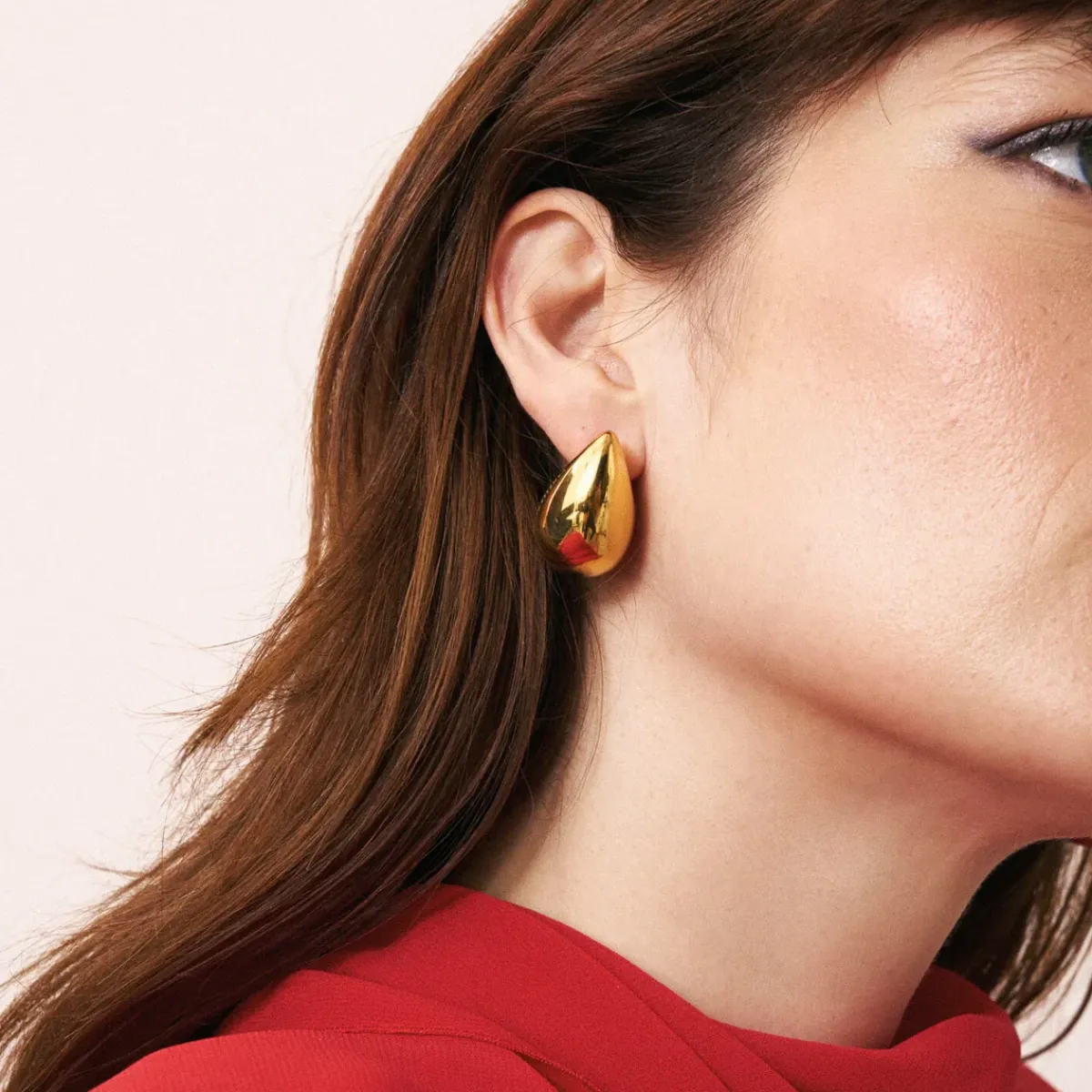 Vanessa Baroni VBARONI Drop Earrings in Gold